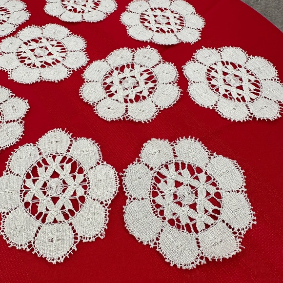 Set of 12 Handmade Crochet Off White Lace Flower Coasters Doilies Table Decor - Picture 4 of 9